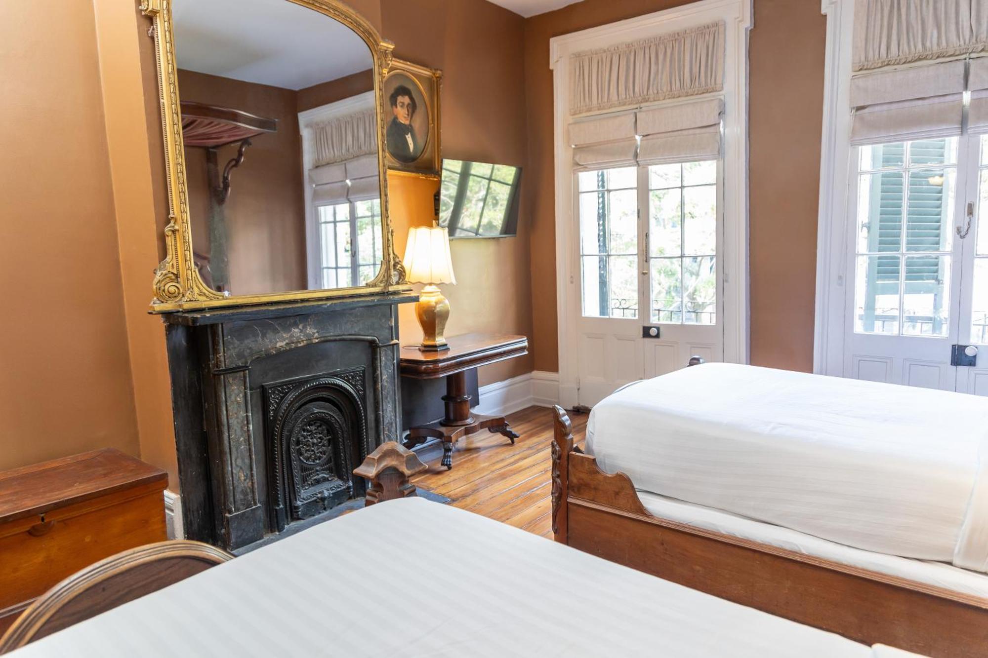 Lamothe House Hotel A French Quarter Guest Houses Property La Nouvelle-Orléans Extérieur photo