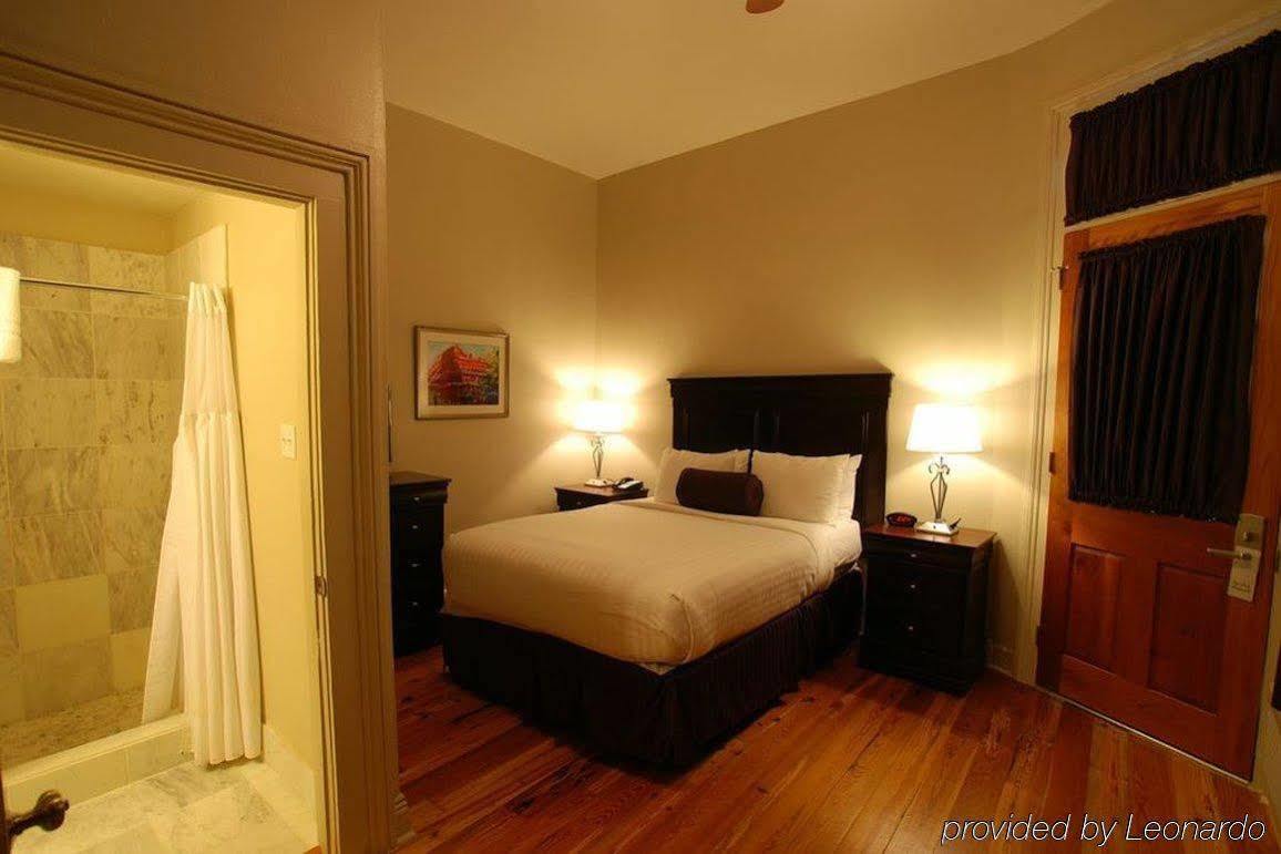 Lamothe House Hotel A French Quarter Guest Houses Property La Nouvelle-Orléans Extérieur photo
